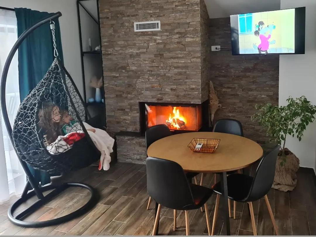 Montekarlo Na Drini Bed and Breakfast Mali Zvornik Eksteriør billede